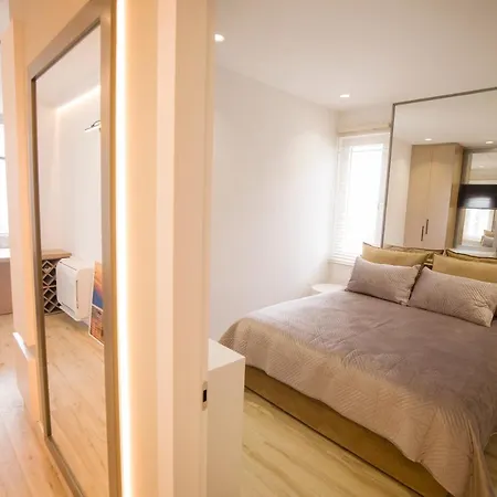 Tola Apartaments Pogradec Exterior photo